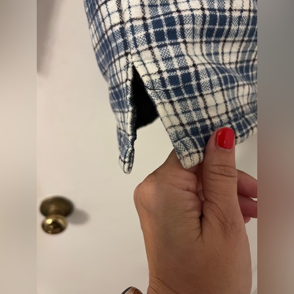 Y.U.M.A. men’s Blue White Plaid insulated Button-Up Shirt jacket size L (O122) - Picture 3 of 8